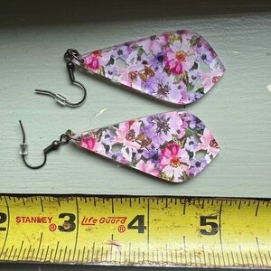 🎁 FREE with Any Purchase – Handmade Floral Drop Earrings 🌸